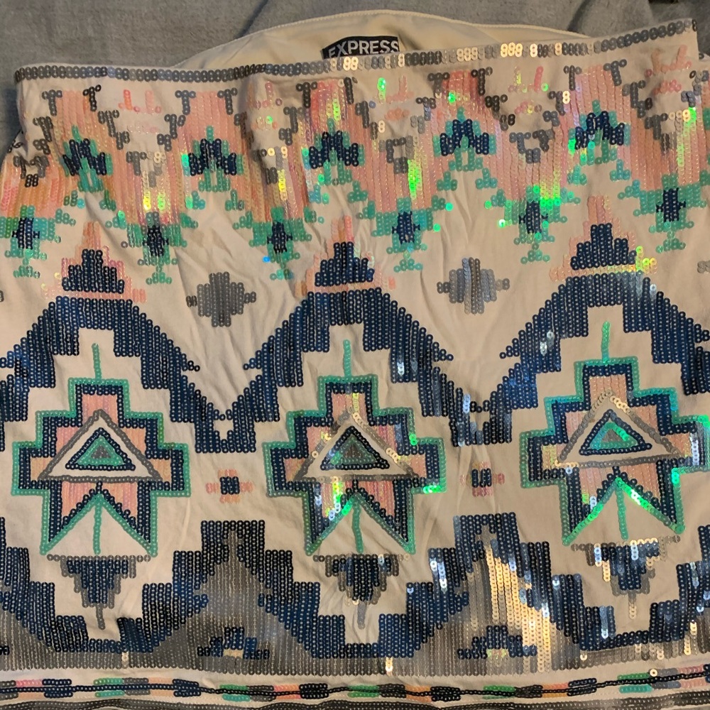Express Skirt. Size medium